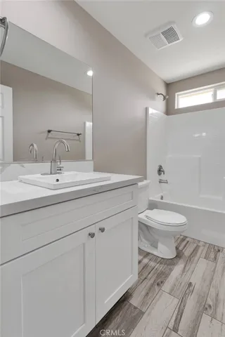 10399 Fifth Avenue, Hesperia, California 92345
