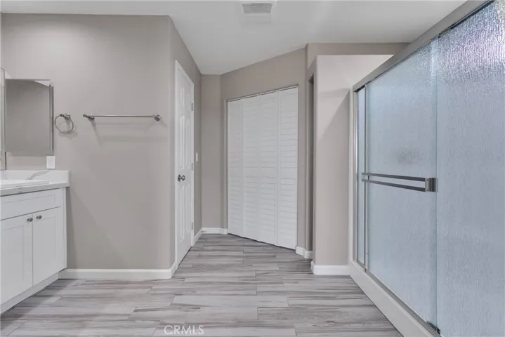 10399 Fifth Avenue, Hesperia, California 92345