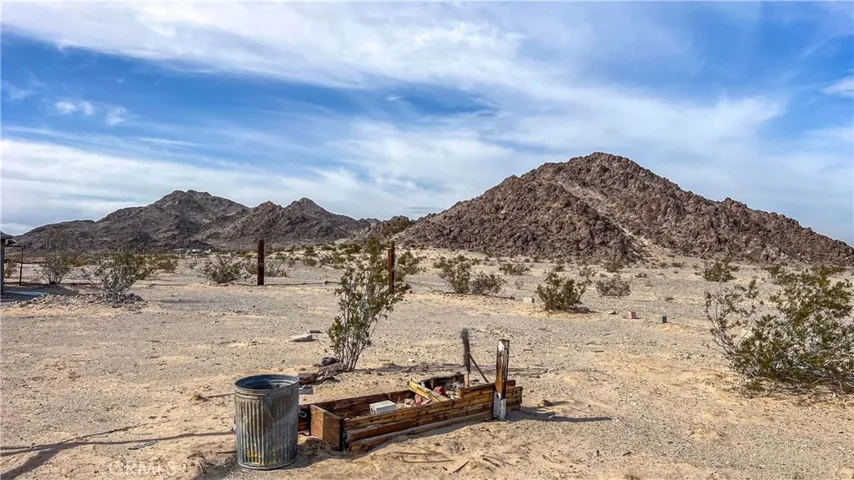 79770 Encanto Road, 29 Palms, California 92277