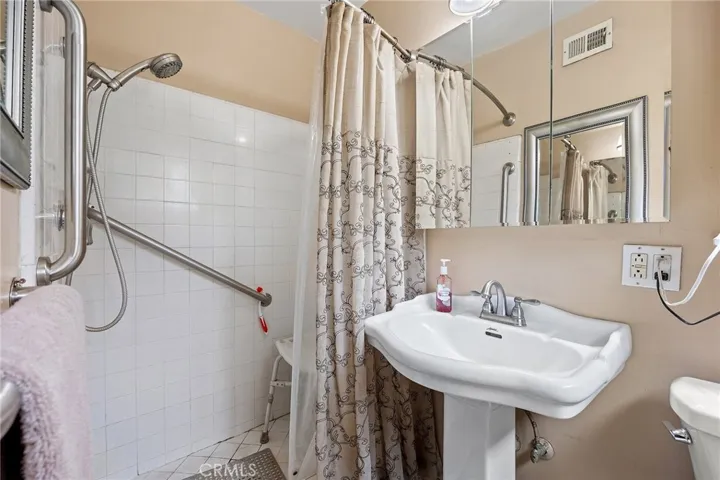Primary suite bathroom