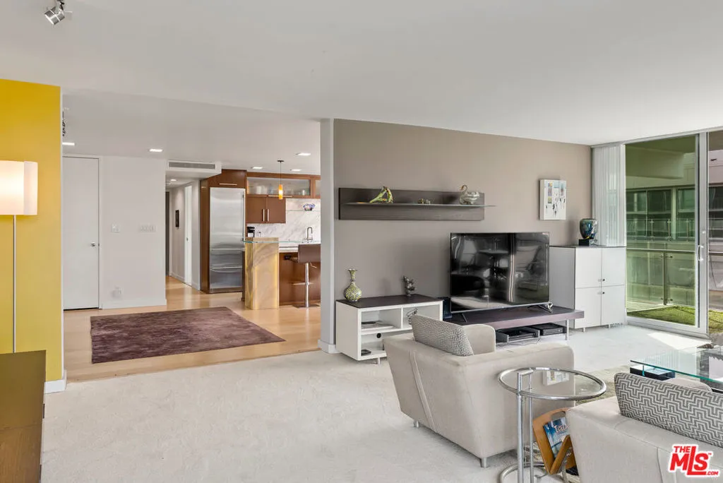 535 Ocean Avenue 8c, Santa Monica, California 90402 home-pic-7