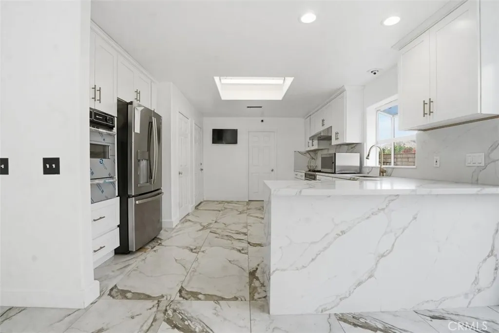 1136 Cherokee Court, San Dimas, California 91773 home-pic-22