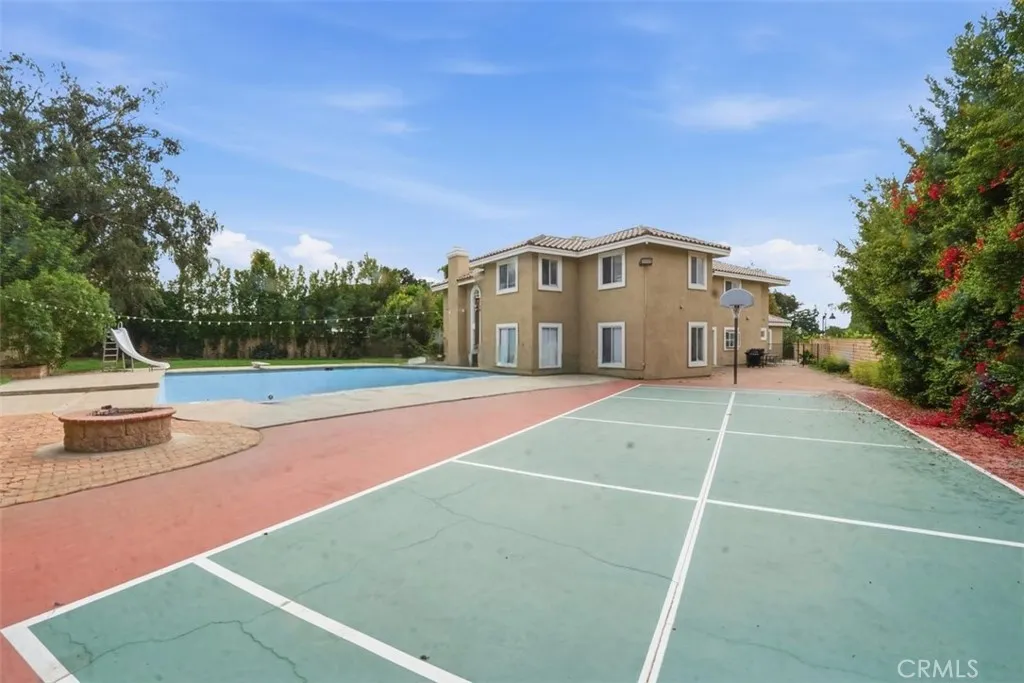 1136 Cherokee Court, San Dimas, California 91773 home-pic-13