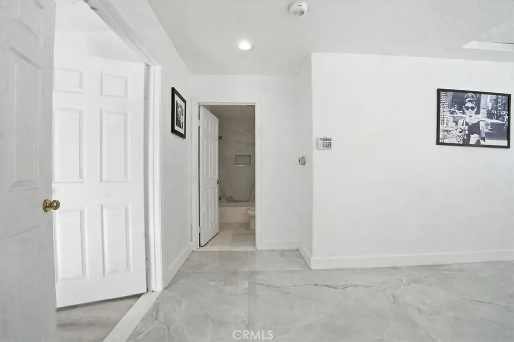1136 Cherokee Court, San Dimas, California 91773 home-pic-44