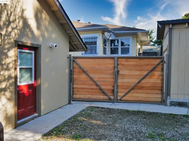 3036 23rd Avenue, Oakland, California 94602