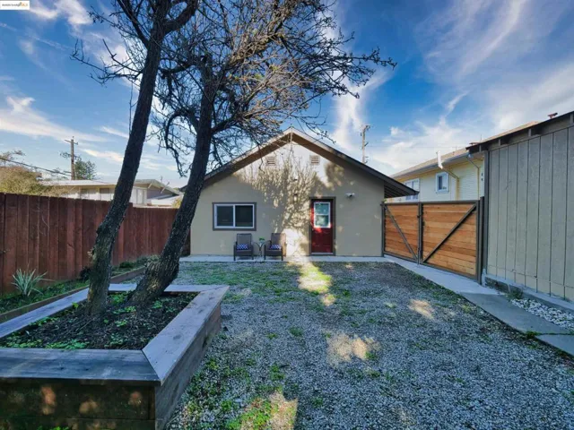 3036 23rd Avenue, Oakland, California 94602