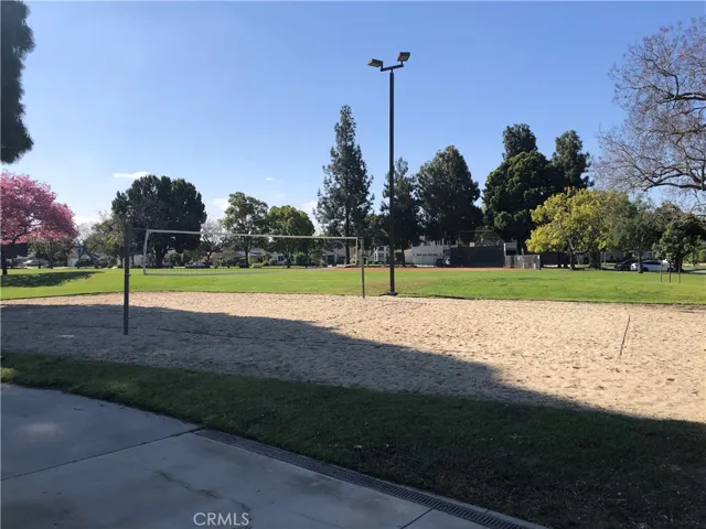 11402 Donovan Road, Los Alamitos, California 90720