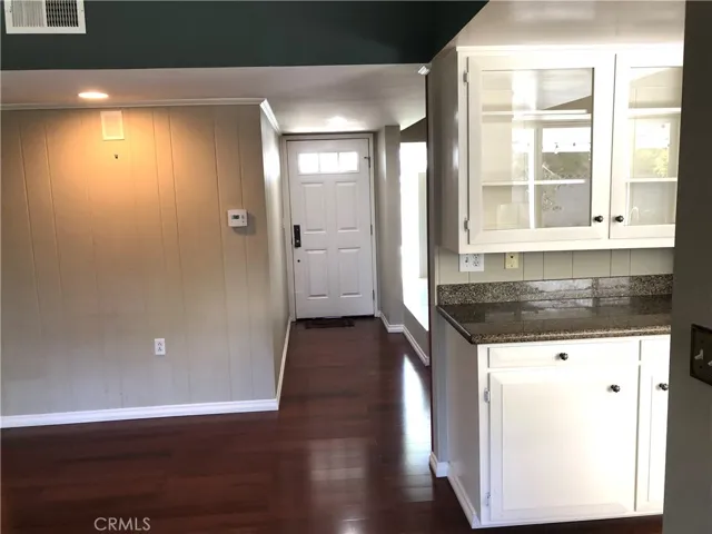 11402 Donovan Road, Los Alamitos, California 90720