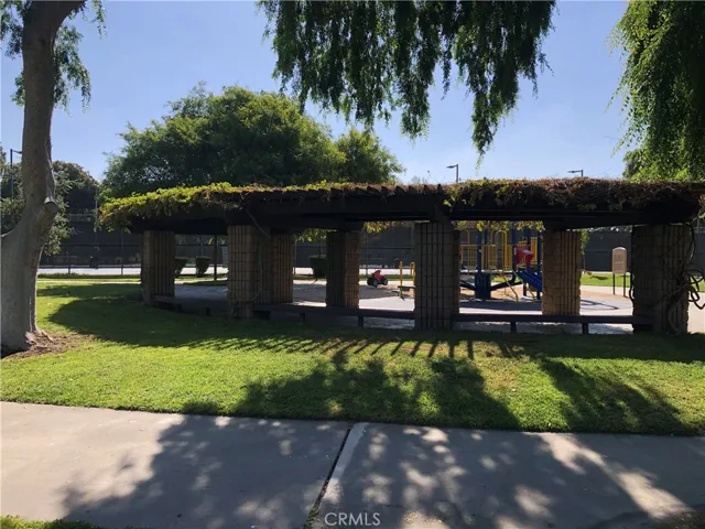 11402 Donovan Road, Los Alamitos, California 90720