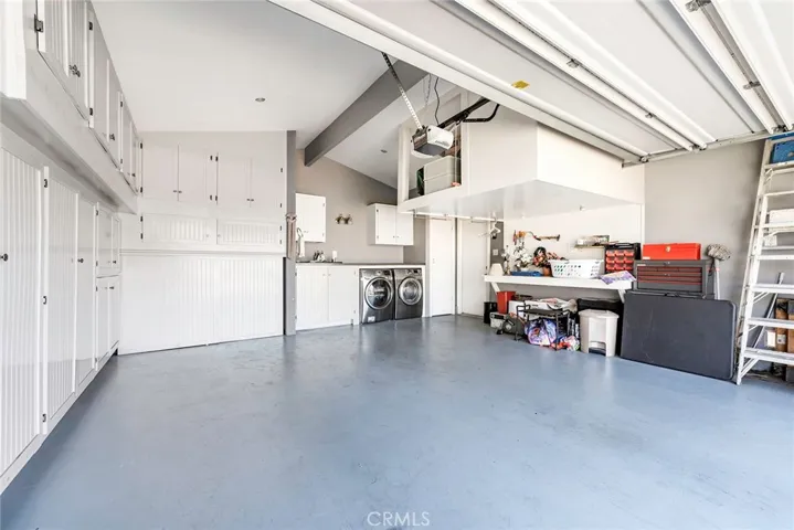11402 Donovan Road, Los Alamitos, California 90720