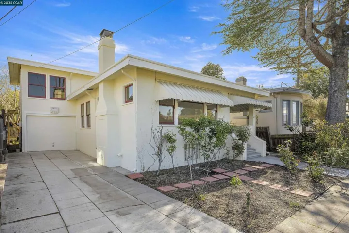 4414 S Pleasant Valley Ct S, Oakland, California 94611