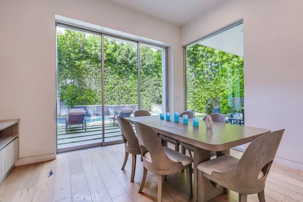 737 N Cherokee Avenue, Los Angeles, California 90038 home-pic-12