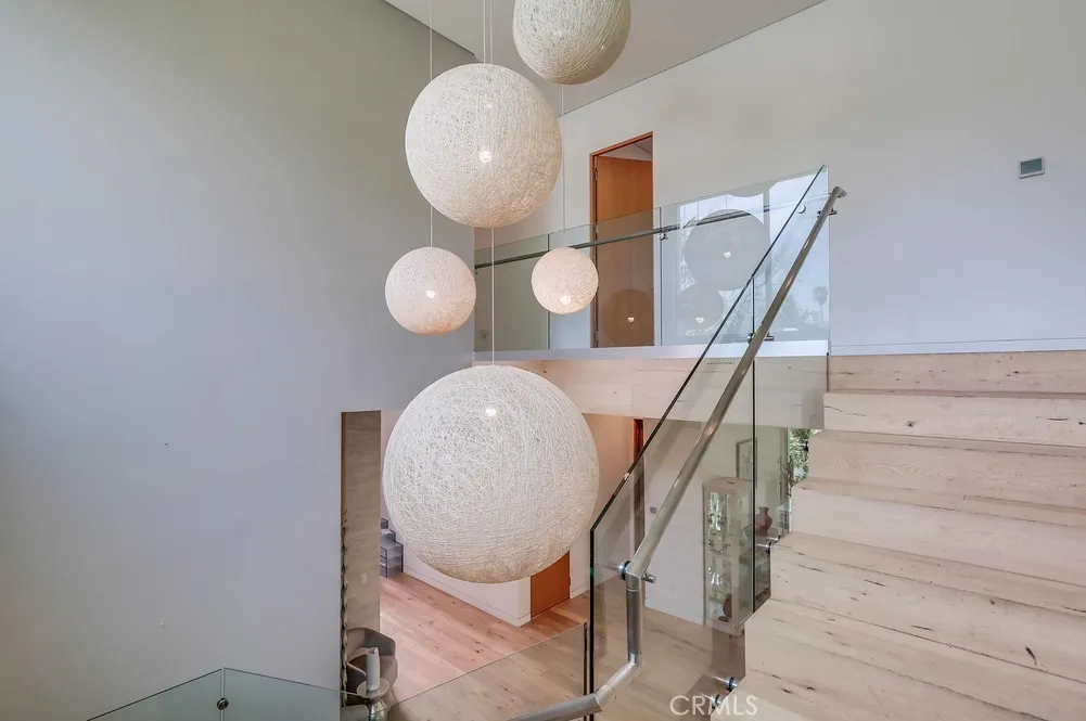737 N Cherokee Avenue, Los Angeles, California 90038 home-pic-22