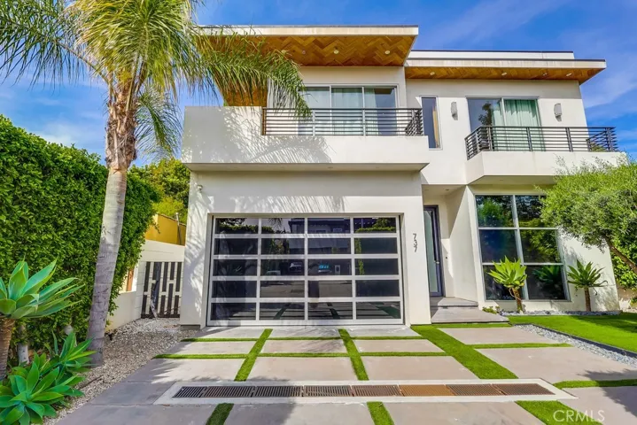 737 N Cherokee Avenue, Los Angeles, California 90038, 5 Bedrooms Bedrooms, ,6 BathroomsBathrooms,Residential,For Sale,Cherokee,WS25062667