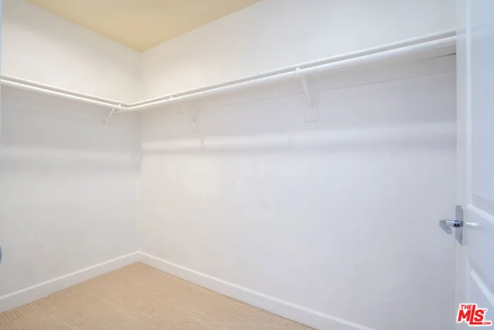 848 Irolo Street 301, Los Angeles, California 90005