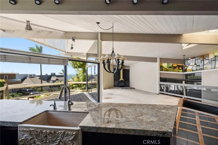 2559 Bonita, Laguna Beach, California 92651