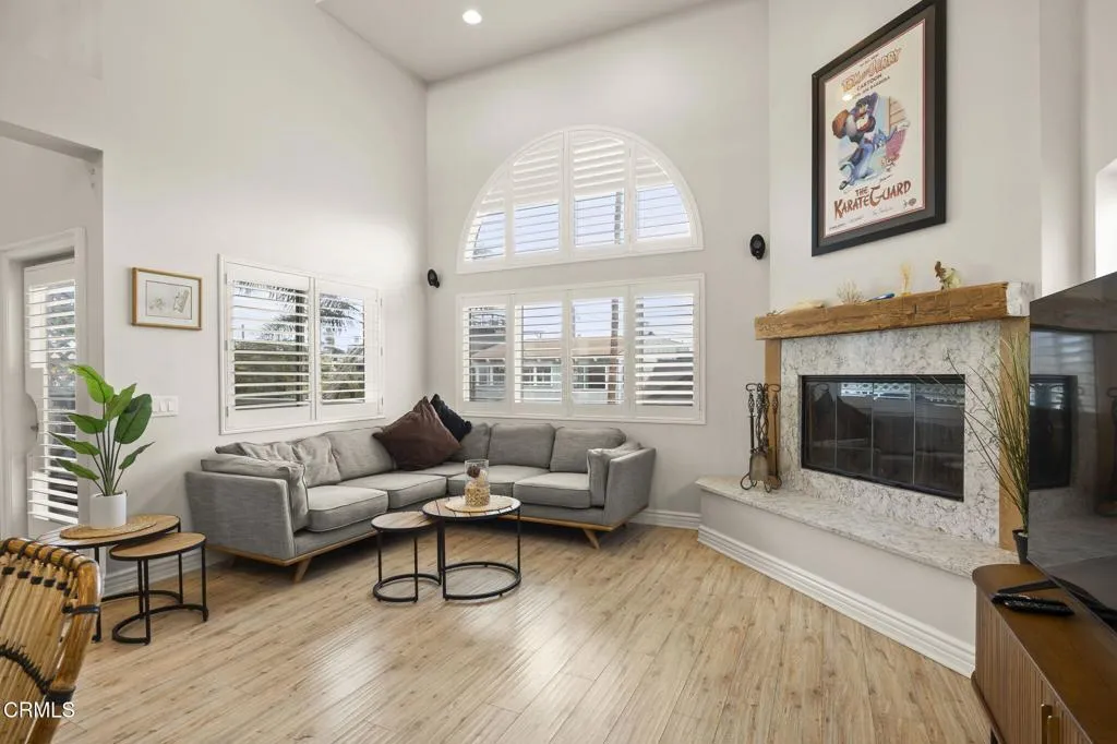 121 Los Angeles Avenue, Oxnard, California 93035 home-pic-6