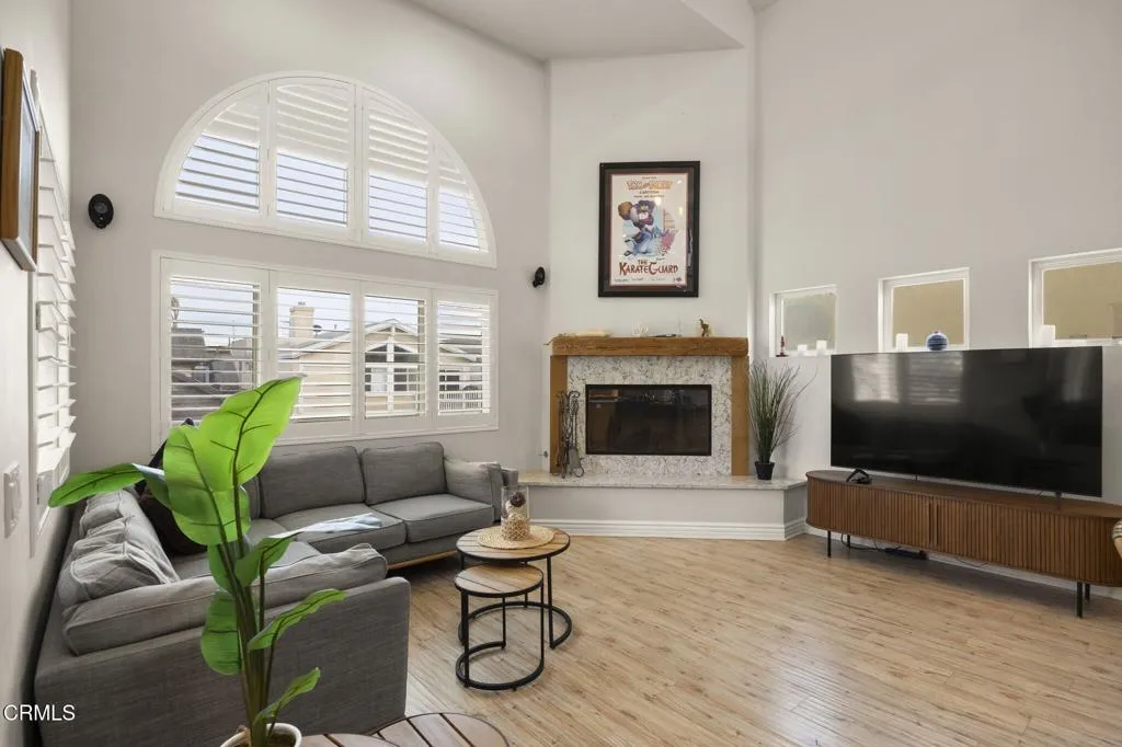 121 Los Angeles Avenue, Oxnard, California 93035 home-pic-5