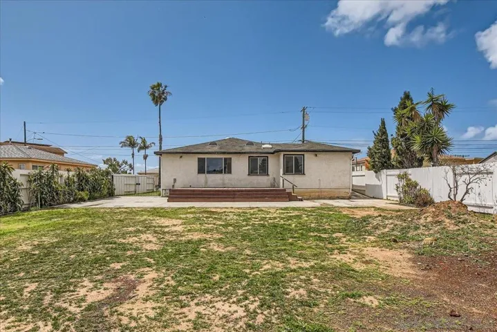 2525 Inman Court, San Diego, California 92111
