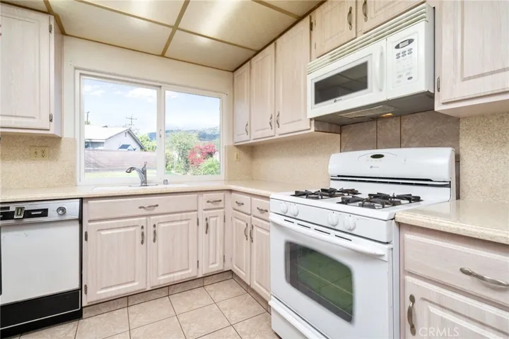 1428 E Dalton Avenue, Glendora, California 91741