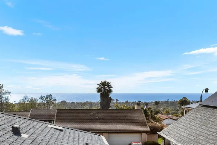 1136 Molara Lane, Encinitas, California 92024
