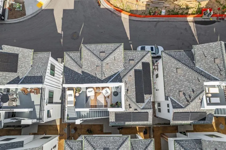 1136 Molara Lane, Encinitas, California 92024