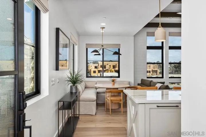 1136 Molara Lane, Encinitas, California 92024
