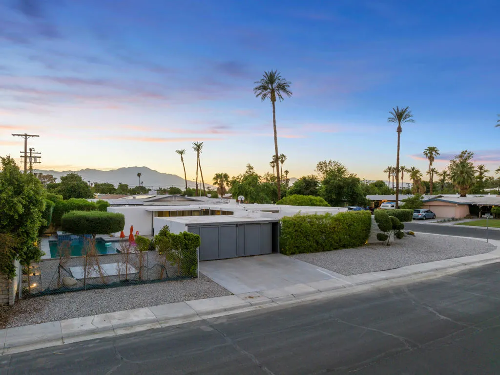 81967 Camelot Way, Indio, California 92201 home-pic-65