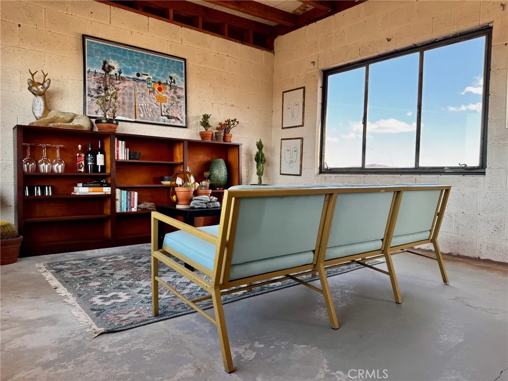 6615 Thunder Road, 29 Palms, California 92277 home-pic-6