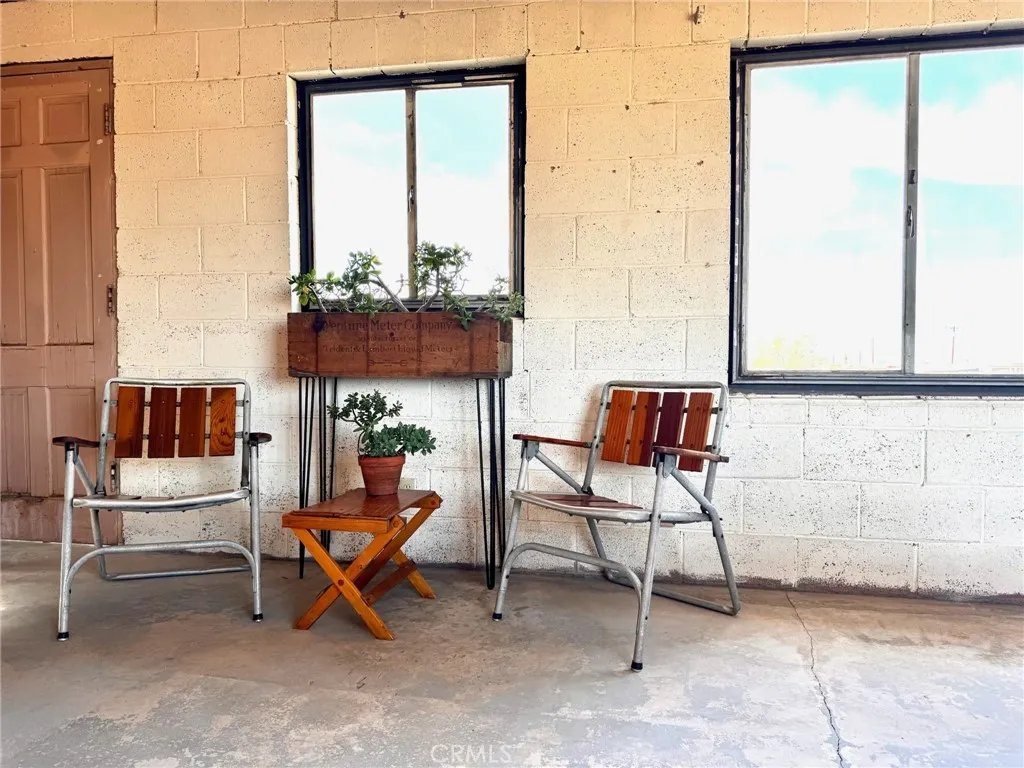 6615 Thunder Road, 29 Palms, California 92277 home-pic-10