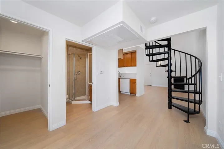4651 Cahuenga Boulevard, Toluca Lake, California 91602