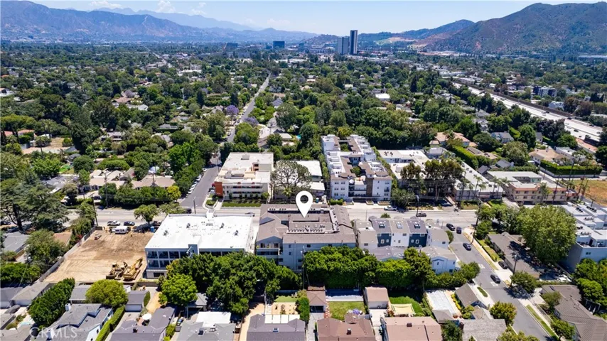 4651 Cahuenga Boulevard, Toluca Lake, California 91602