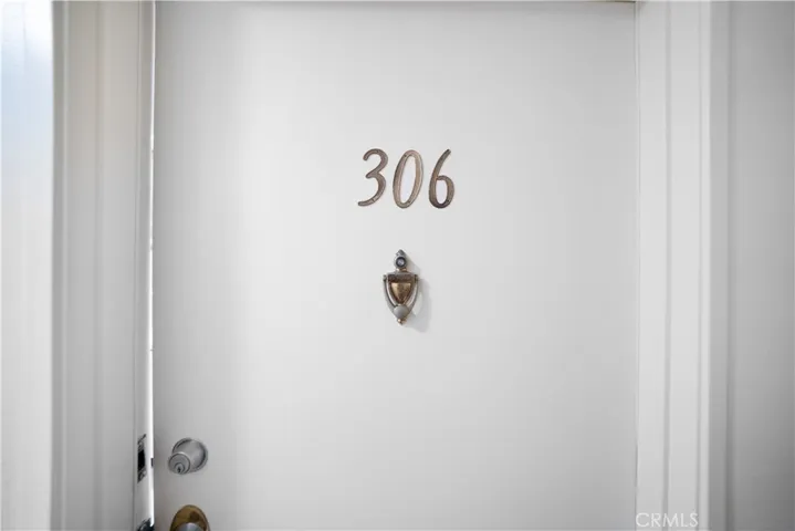 4651 Cahuenga Boulevard, Toluca Lake, California 91602