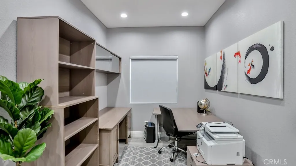 408 S Flower Street, Santa Ana, California 92703 home-pic-47