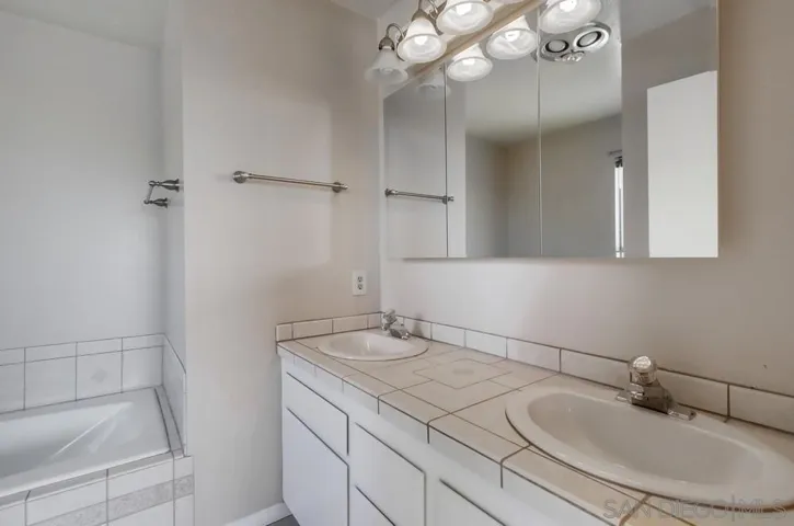 8402 Boulder Pl, San Diego, California 92119