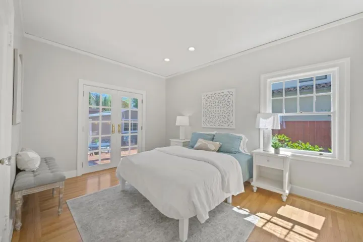 1249 Oak Street, San Mateo, California 94402