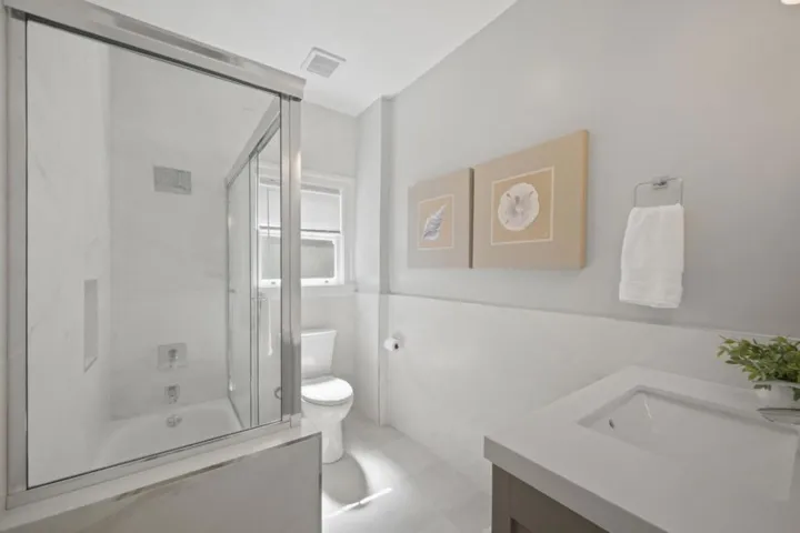 1249 Oak Street, San Mateo, California 94402