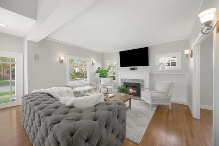 1249 Oak Street, San Mateo, California 94402