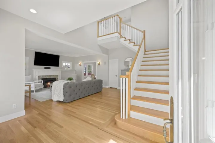 1249 Oak Street, San Mateo, California 94402