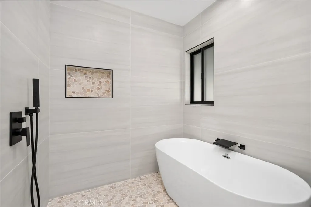 2037 Rayshire Street, Thousand Oaks, California 91362 home-pic-25