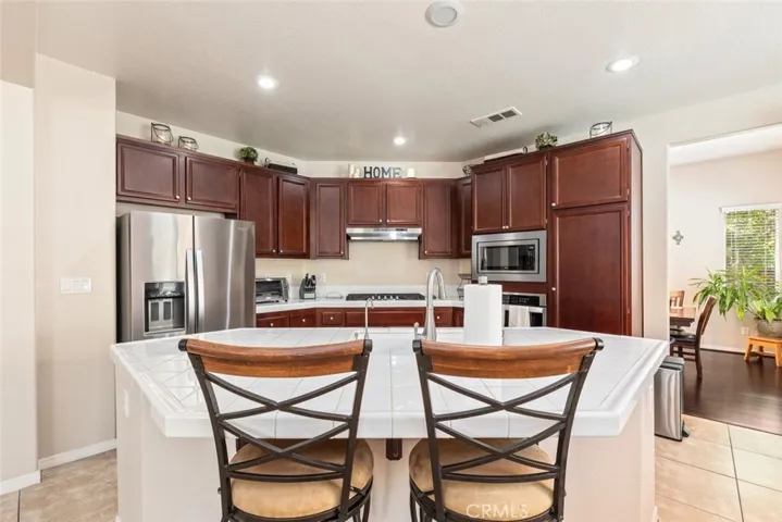 46123 Drymen Avenue, Temecula, California 92592