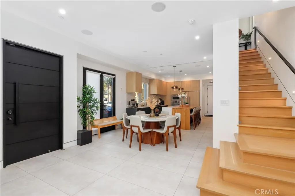 620 Huntington Street, Huntington Beach, California 92648 home-pic-15