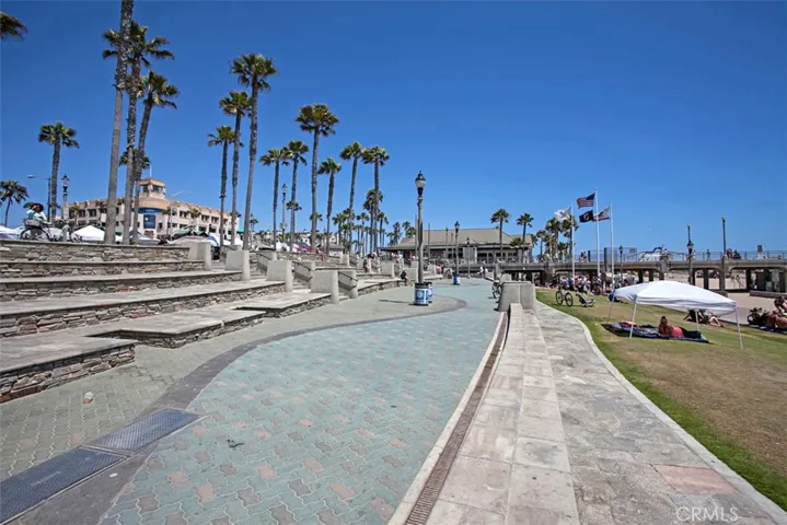 19591 Waterbury Lane, Huntington Beach, California 92646