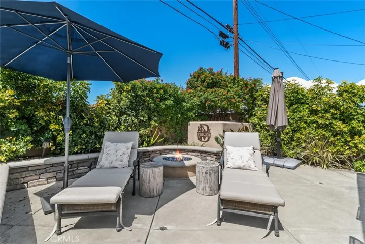 19591 Waterbury Lane, Huntington Beach, California 92646