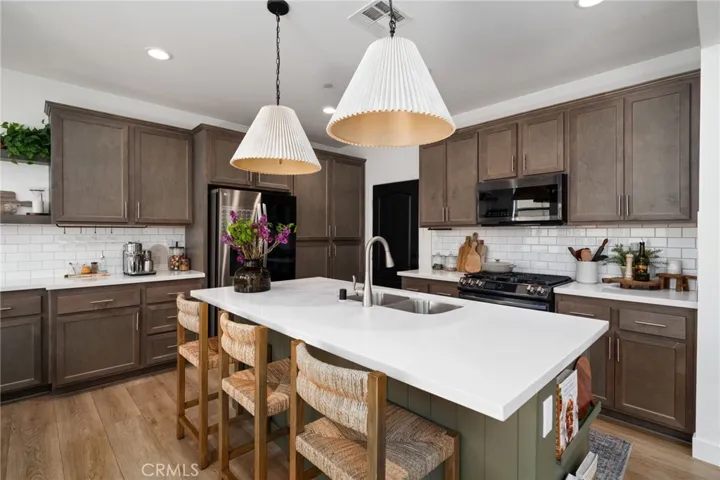 4164 Powell Way, Corona, California 92883