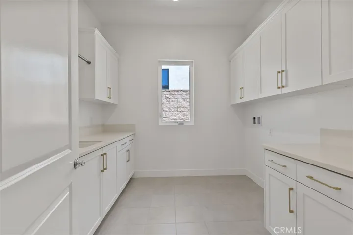 Laundry Room - Silverado Coastal Contemporary - HS 47 - Ridge Collection at Bella Vista