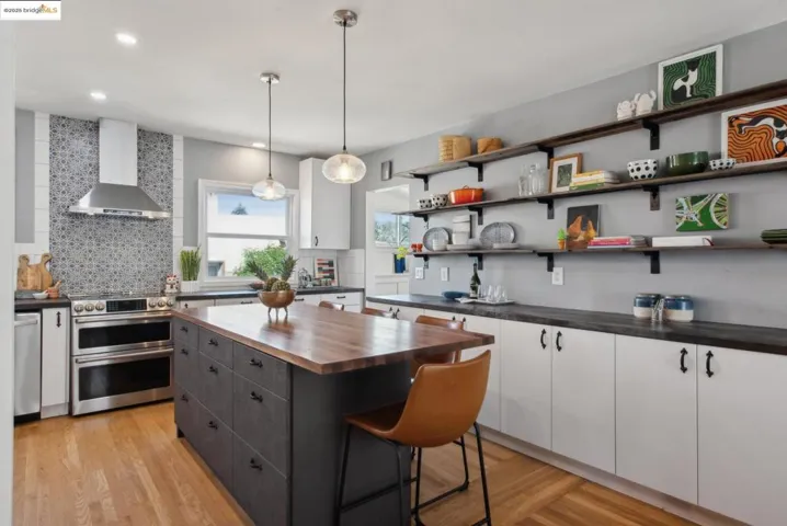 1660 Sacramento St, Berkeley, California 94702