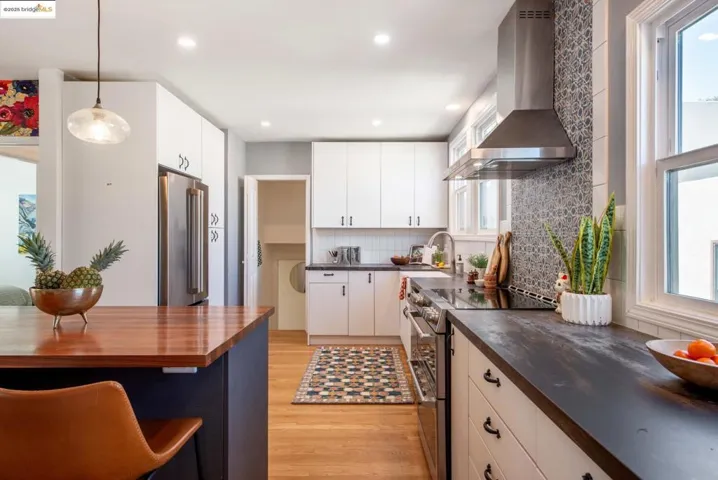 1660 Sacramento St, Berkeley, California 94702