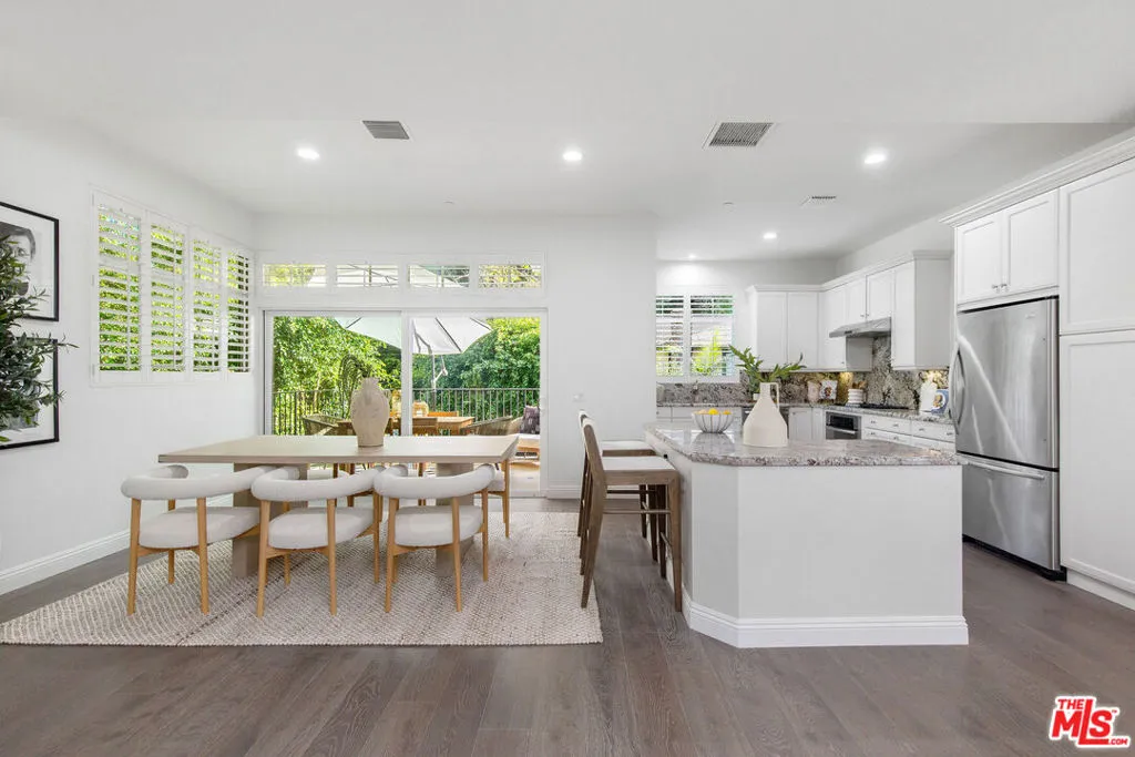 10523 Selkirk Lane, Los Angeles, California 90077 home-pic-2