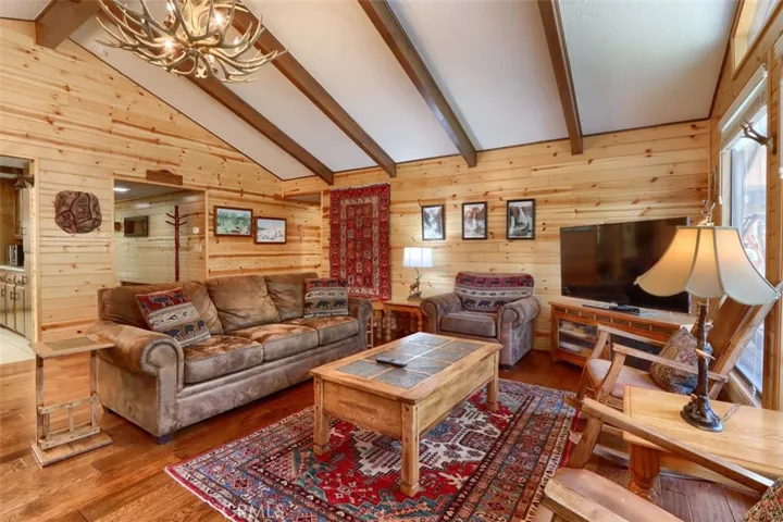 2646 W Bruce Road, Wawona, California 95389